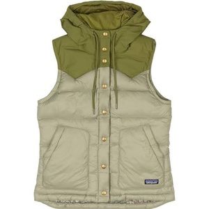 Patagonia Women’s Bivy Puffer Vest - Garden Green